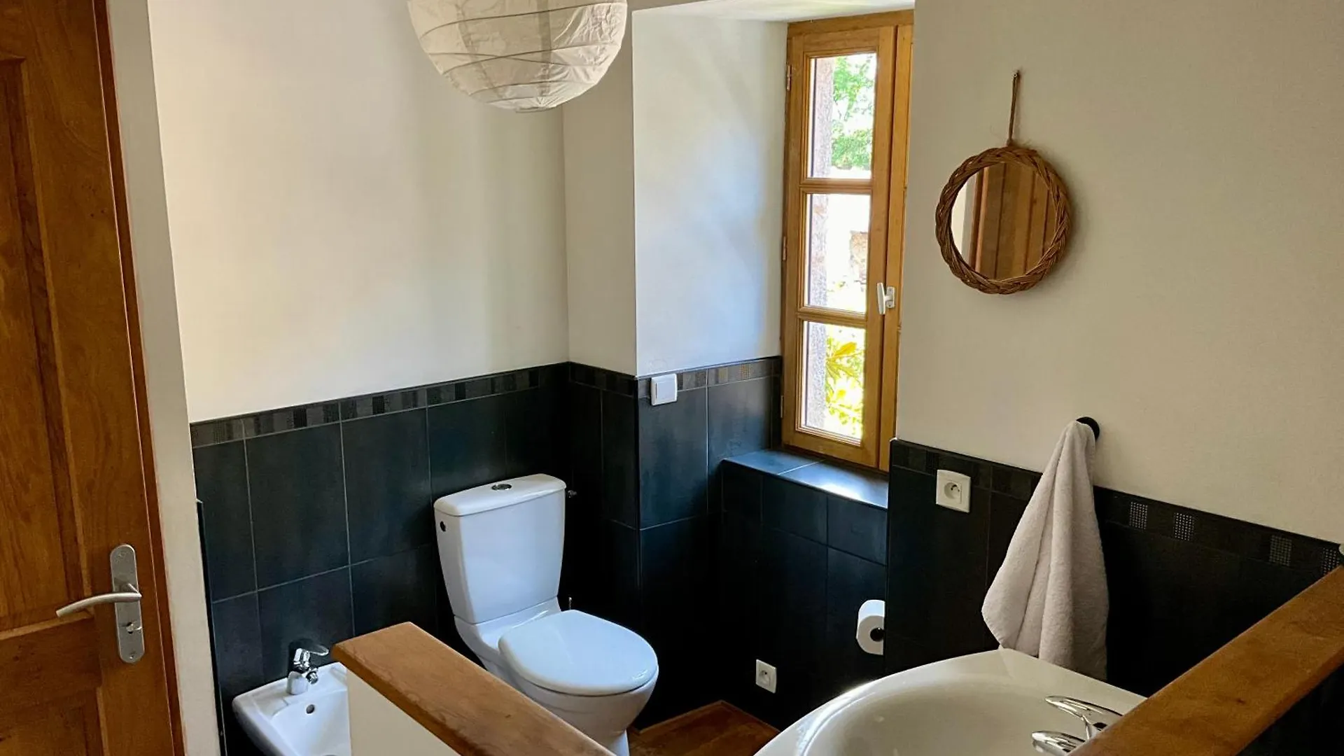 Beautifully Restored Farmhouse Villa Lunac