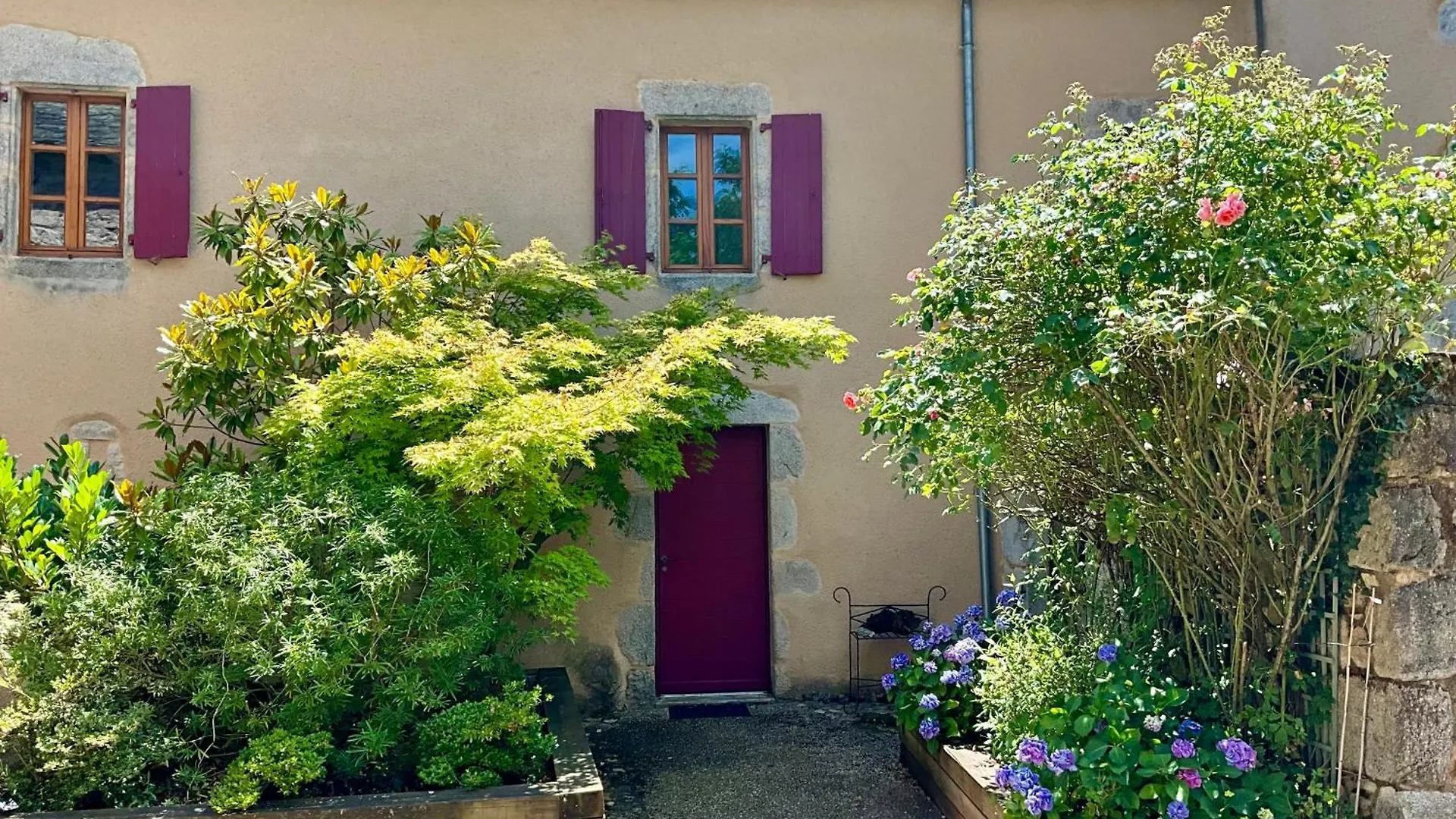 Beautifully Restored Farmhouse Villa Lunac 0*,